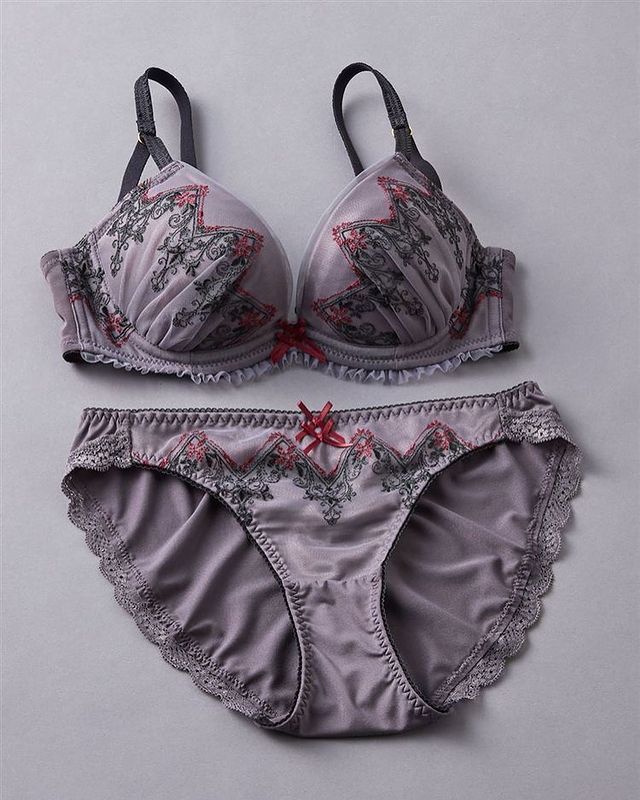 Combo Of 8 Bra & panties Set